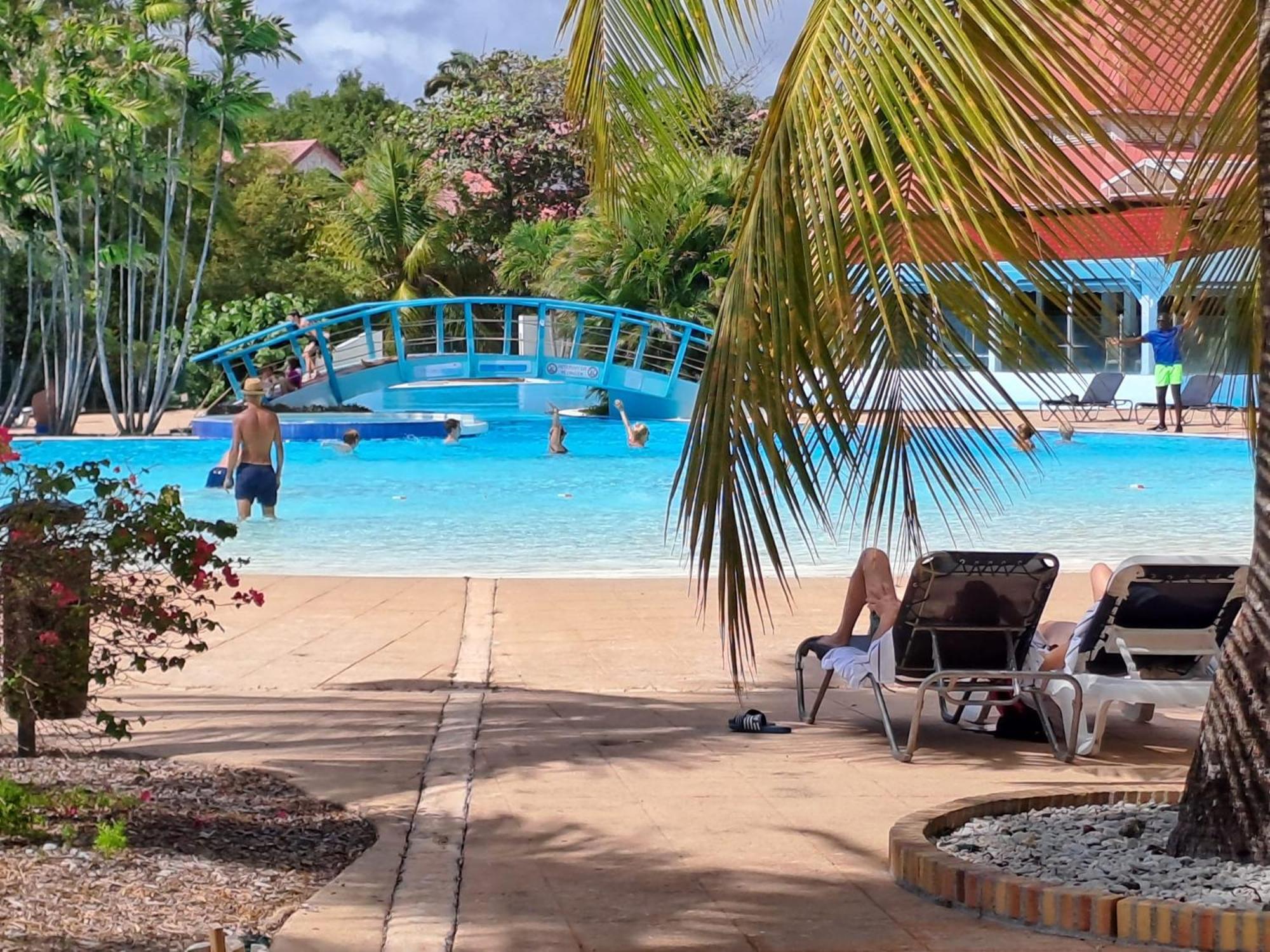 Grand Studio Vue Mer Exceptionnelle, Piscines, Plages. Sainte-Anne  Zewnętrze zdjęcie